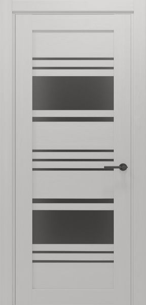 Біле дерево, чорне скло